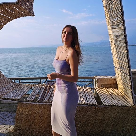 Zara - Picture 2 of 3